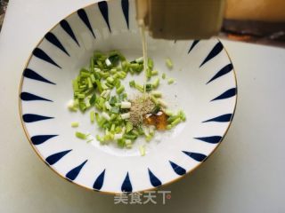 浑汤馄饨的做法步调：3
