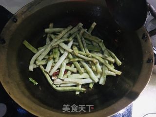 过油豆角的做法步调：4