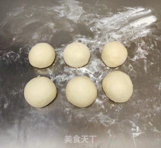 椰蓉里包的做法步调：3
