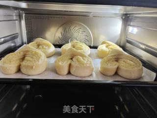 椰蓉里包的做法步调：17