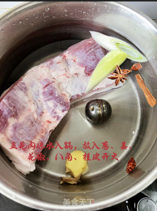 醋烹肉的做法步调：2