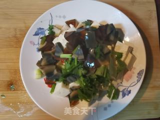 京彩豆腐的做法步调：4