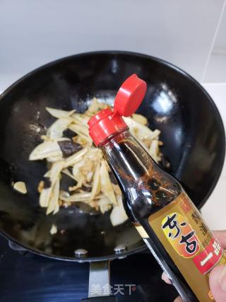 老陕席里菜～莲菜炒肉的做法步调：5