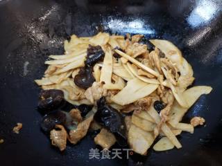 老陕席里菜～莲菜炒肉的做法步调：6