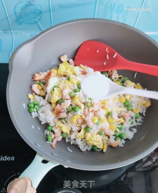 玉米炒饭的做法步调：7