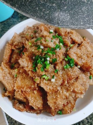 粉蒸肉——芋头的做法步调：12