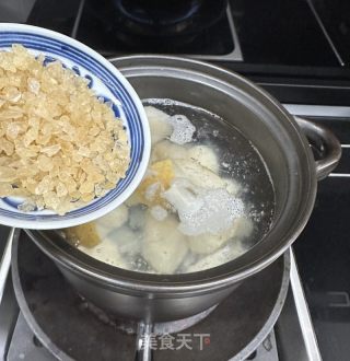 荸荠百开雪梨汤的做法步调：6
