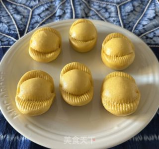 元宝馒头的做法步调：18