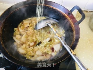 白烧肉酸菜炖粉条的做法步调：6