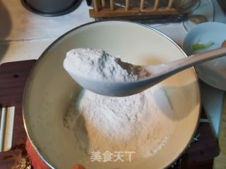 番茄虾仁疙瘩汤的做法步调：5