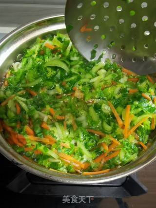 玉米里菜团子的做法步调：7