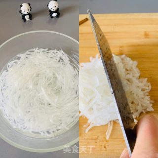 萝卜素丸子汤的做法步调：3