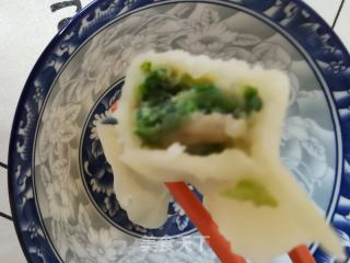 小利剑菜猪肉饺子的做法步调：27