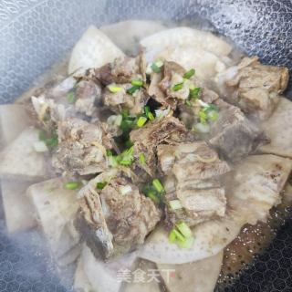 排骨烧喷鼻芋的做法步调：7