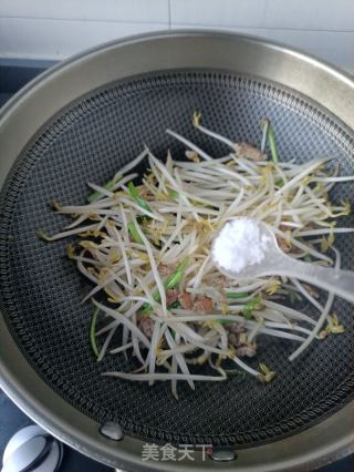 肉终绿芽菜的做法步调：9