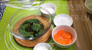 抹茶奶油小圆，苦甘美蜜，滋味清爽，一心满意。的做法步调：1