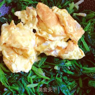 菠菜炒鸡蛋的做法步调：8
