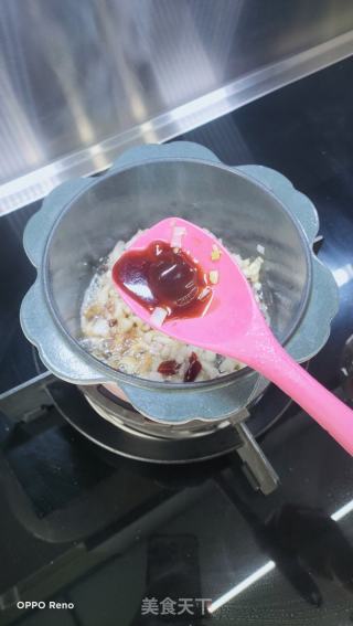 黄豆、肉终炒雪里蕻的做法步调：4