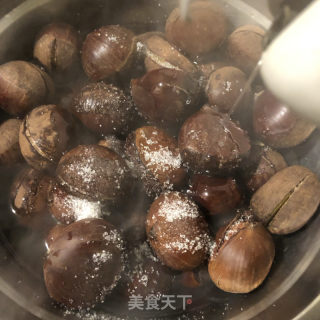 糖烤栗子的做法步调：4