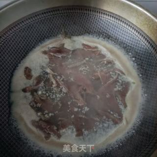 利剑菜芯炒鹿心的做法步调：6