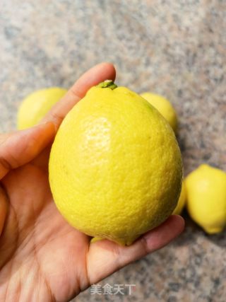 玫瑰柠檬茶的做法步调：1