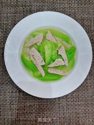 肉饼炒丝瓜的做法步调：8