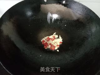 蒜苗炒鹌鹑蛋的做法步调：3