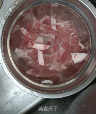 水腿鹿茸菇炒荷兰豆的做法步调：3