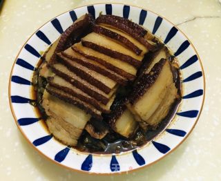 雪里蕻扣肉的做法步调：9
