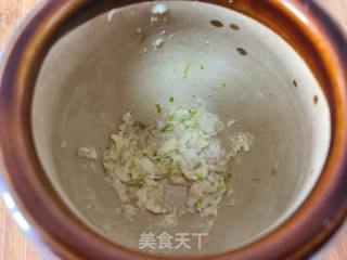 凉拌蒜泥火晶皮冻的做法步调：6