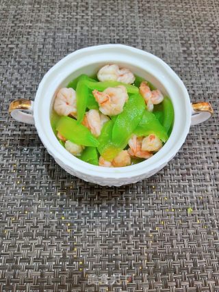 莴笋炒虾仁的做法步调：11