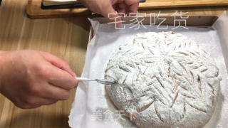 齐麦核桃硬欧，免揉配圆，麦喷鼻味实足，皮坚内乱硬。的做法步调：22