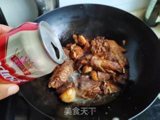 芋头焖鸭的做法步调：5