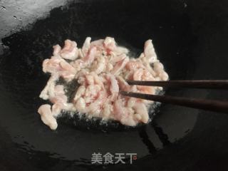 青椒肉丝炒芽菜的做法步调：4