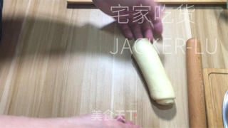 抹茶奶酥吐司，浓浓抹茶幽香，心感疏松又推丝，奶喷鼻味实足。的做法步调：13