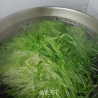 肉丁萝卜小豆沫的做法步调：4