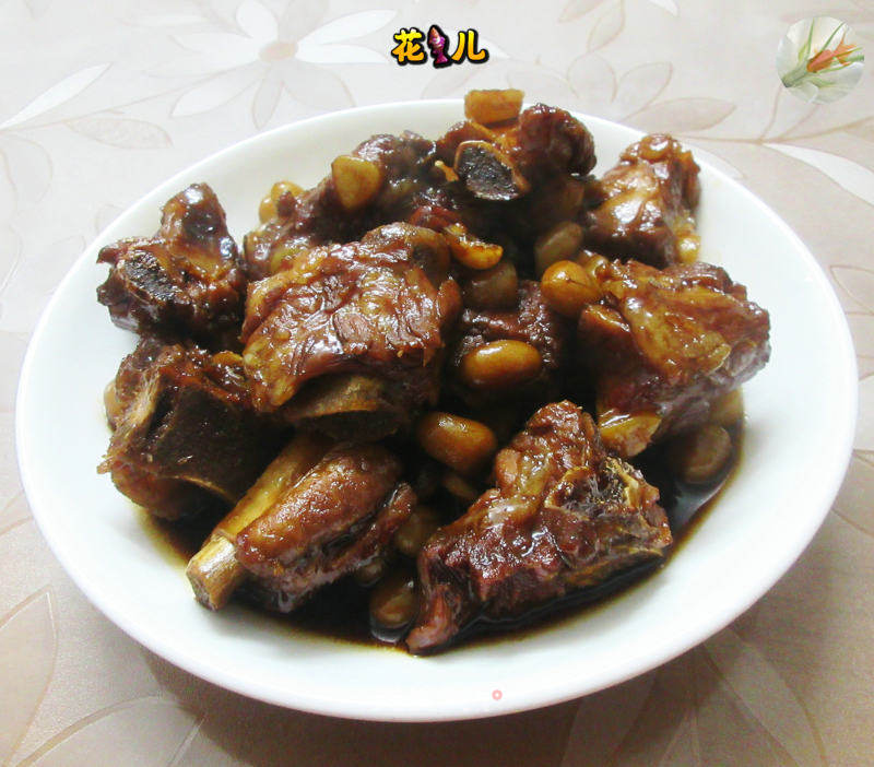 花死米烧排骨的做法