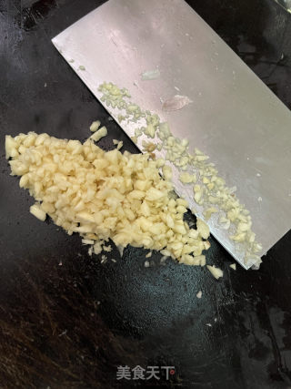 全能蒜蓉酱的做法步调：1