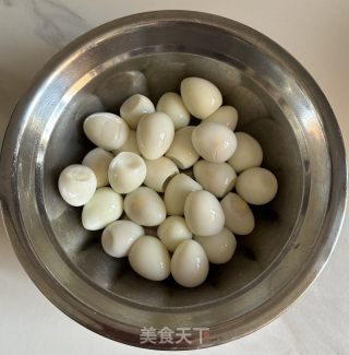 捞汁鹌鹑蛋的做法步调：3