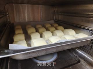 低糖奶喷鼻馒头的做法步调：10