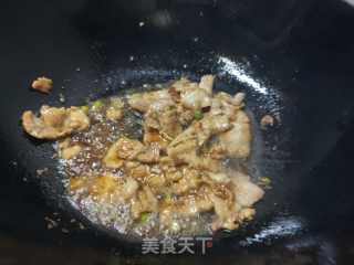 芹菜炒肉片的做法步调：6