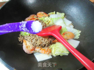 虾干明白菜荞麦里的做法步调：6