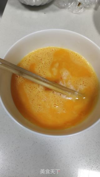 虾仁滑蛋的做法步调：5