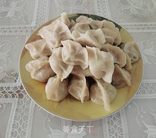 猪肉芹菜蒸饺的做法步调：8