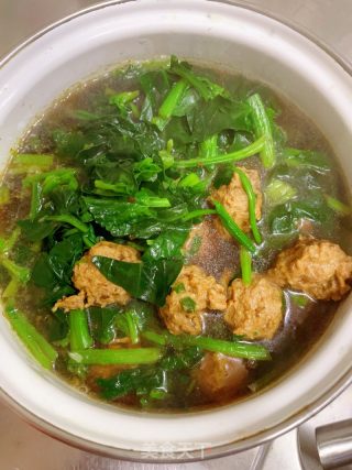 菠菜肉丸汤的做法步调：10