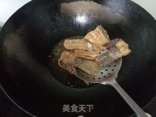 五喷鼻椒盐鱼骨的做法步调：12