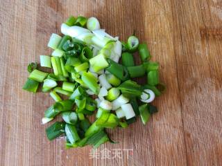 菠菜炒利剑萝卜丝的做法步调：3