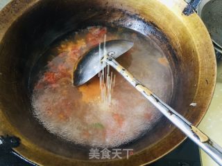 西白柿鸡蛋汤的做法步调：7