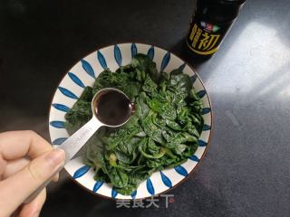 凉拌菠菜的做法步调：6