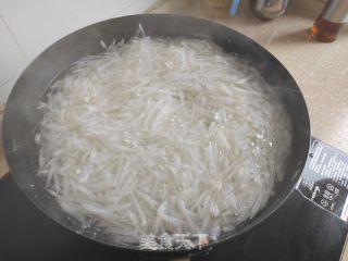 猪肉萝卜馅油煎饼的做法步调：2